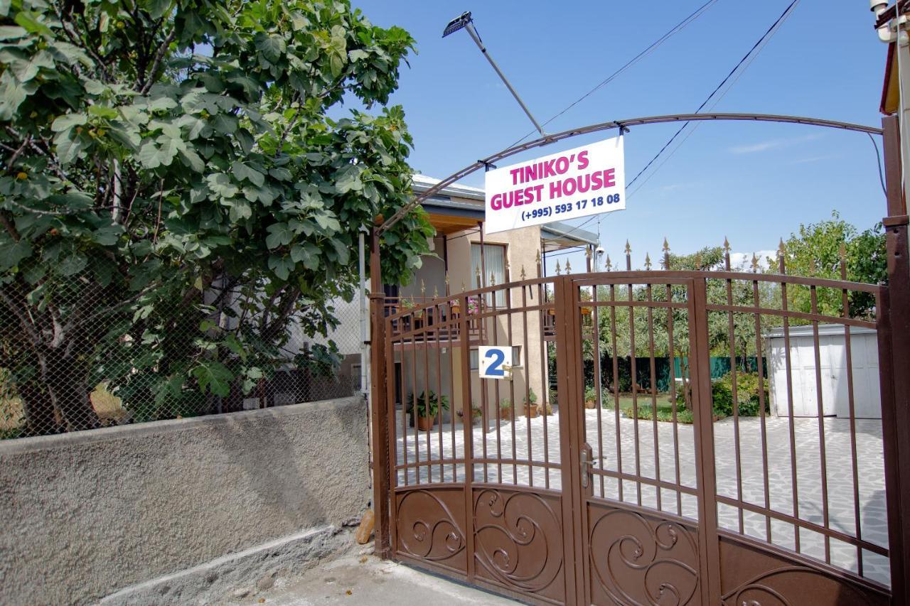 Tinikos Guest House Telavi Exterior photo
